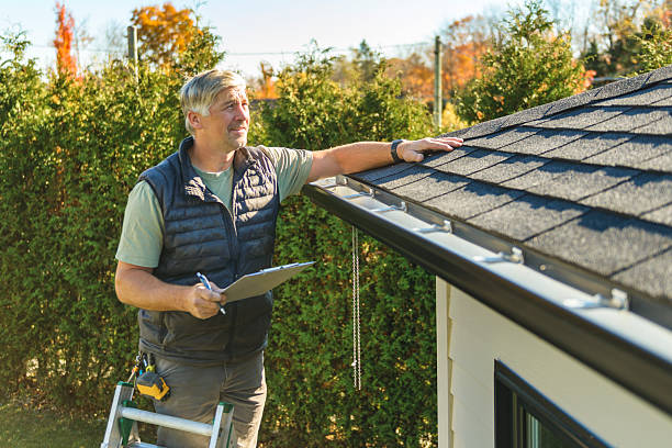 Professional Metal Roofing technician working in Winnie, TX